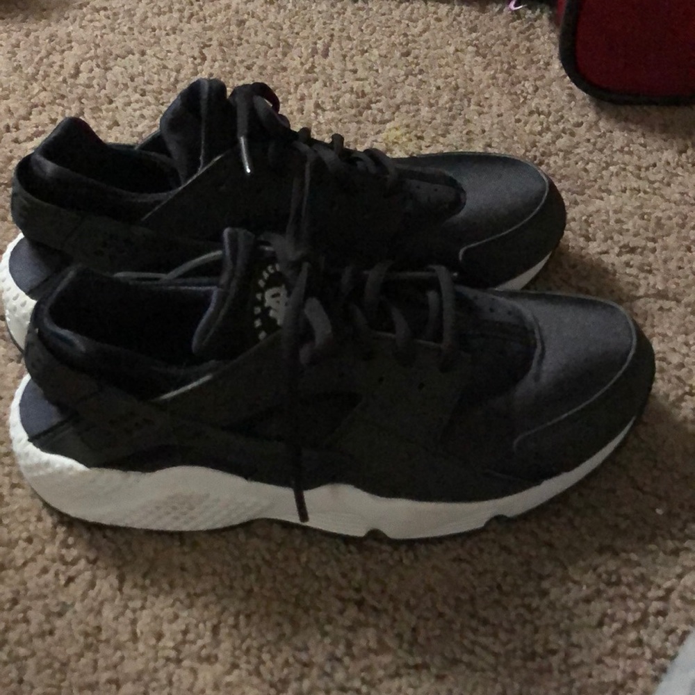 Brand new Nike Air Huraches